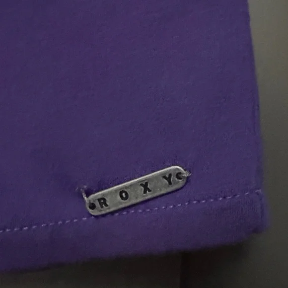 ROXY Purple Ruffled One-Shoulder Top. Size Small. - Picture 5 of 10